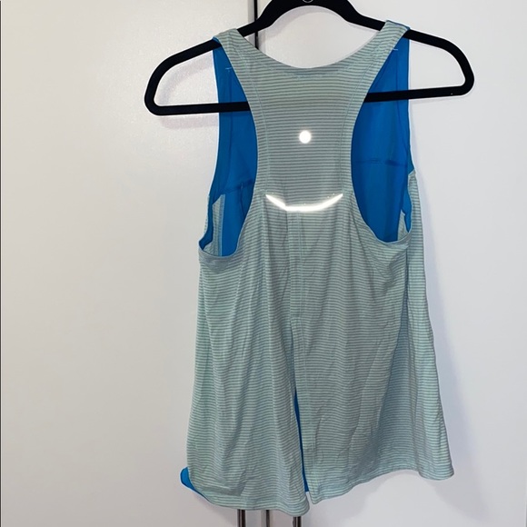 Blue and turquoise Lululemon tank top - Picture 2 of 3